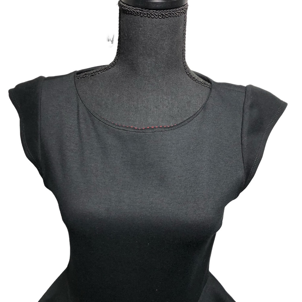 Alice + Olivia Dress Peplum Cap Sleeve Black Size 8 - Picture 5 of 10